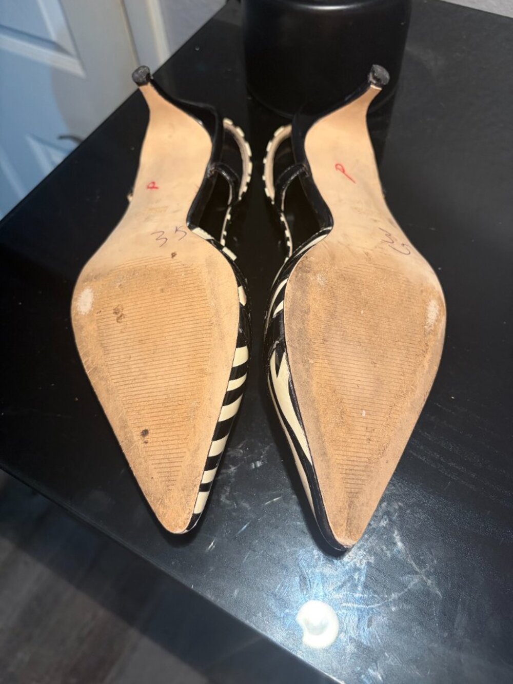 Michael Kors Zebra Print Slingback Kitten Heel Pumps Women’s Size 9 - Picture 4 of 7